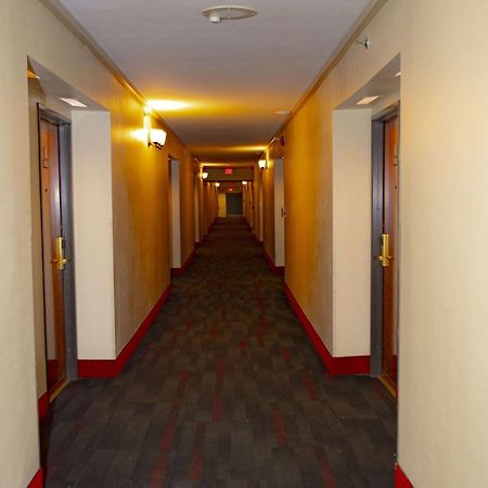 Hotel Ramada Plaza By Wyndham Garden Grove/Anaheim South Esterno foto