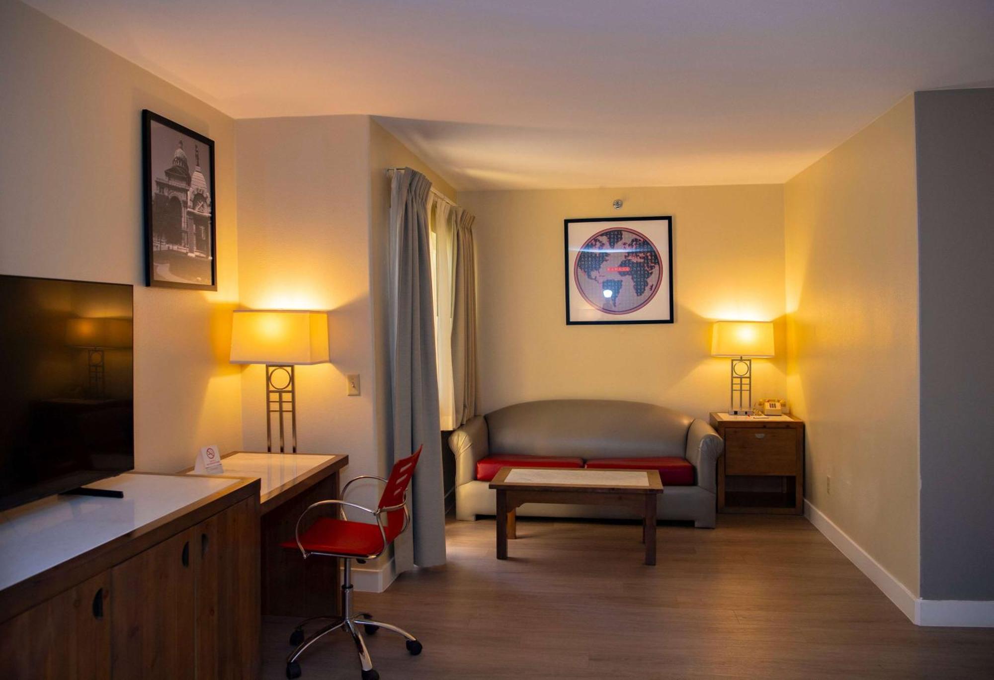 Hotel Ramada Plaza By Wyndham Garden Grove/Anaheim South Esterno foto