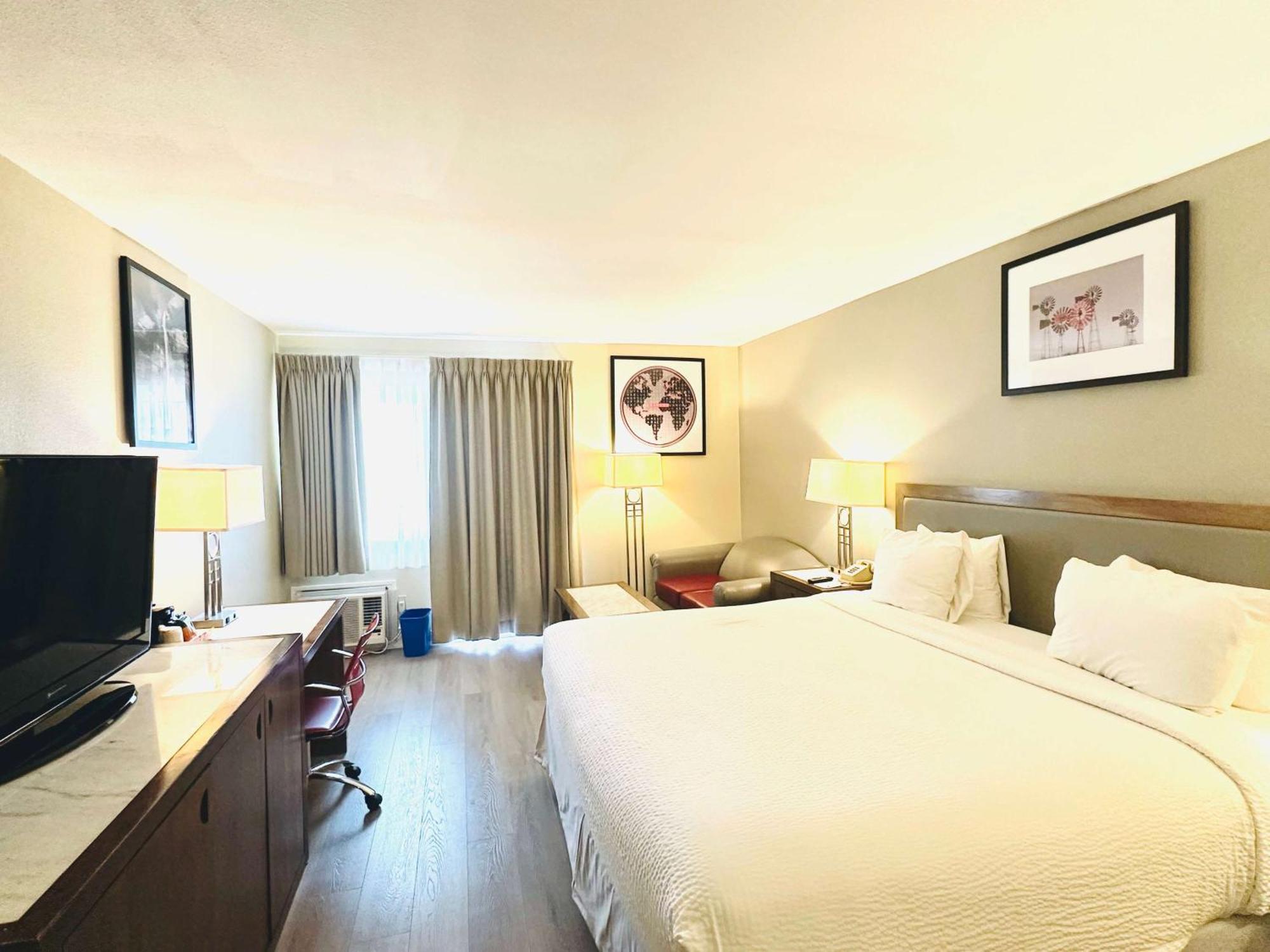 Hotel Ramada Plaza By Wyndham Garden Grove/Anaheim South Esterno foto